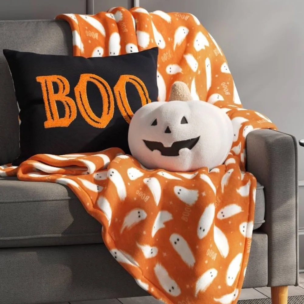 Halloween Ghost Printed Plush Throw Blanket Orange/Ivory - Hyde & EEK!